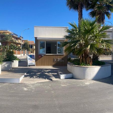 Appartamenti Amelia E Corrado Marina di Ragusa Exterior foto