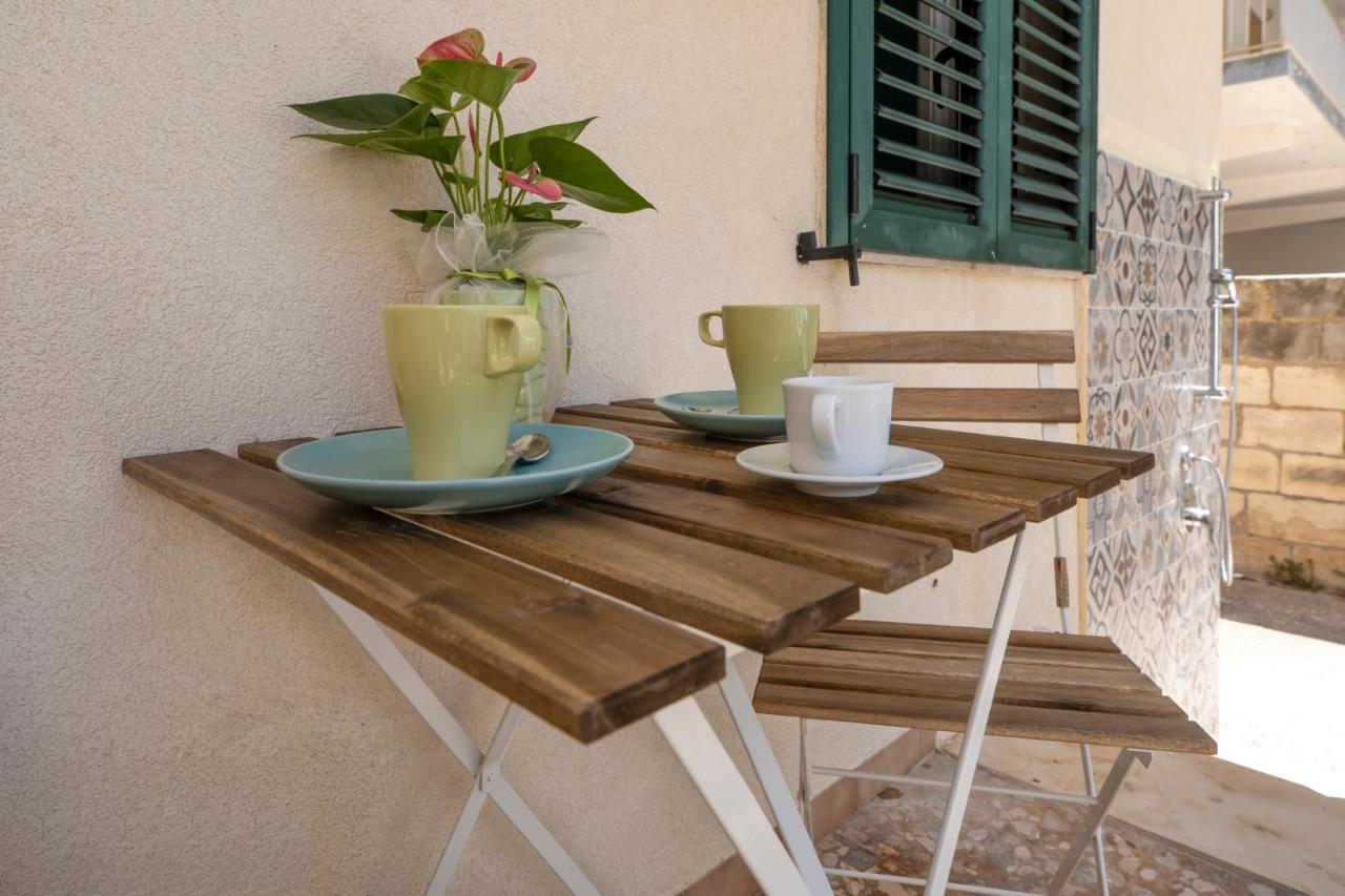 Appartamenti Amelia E Corrado Marina di Ragusa Exterior foto